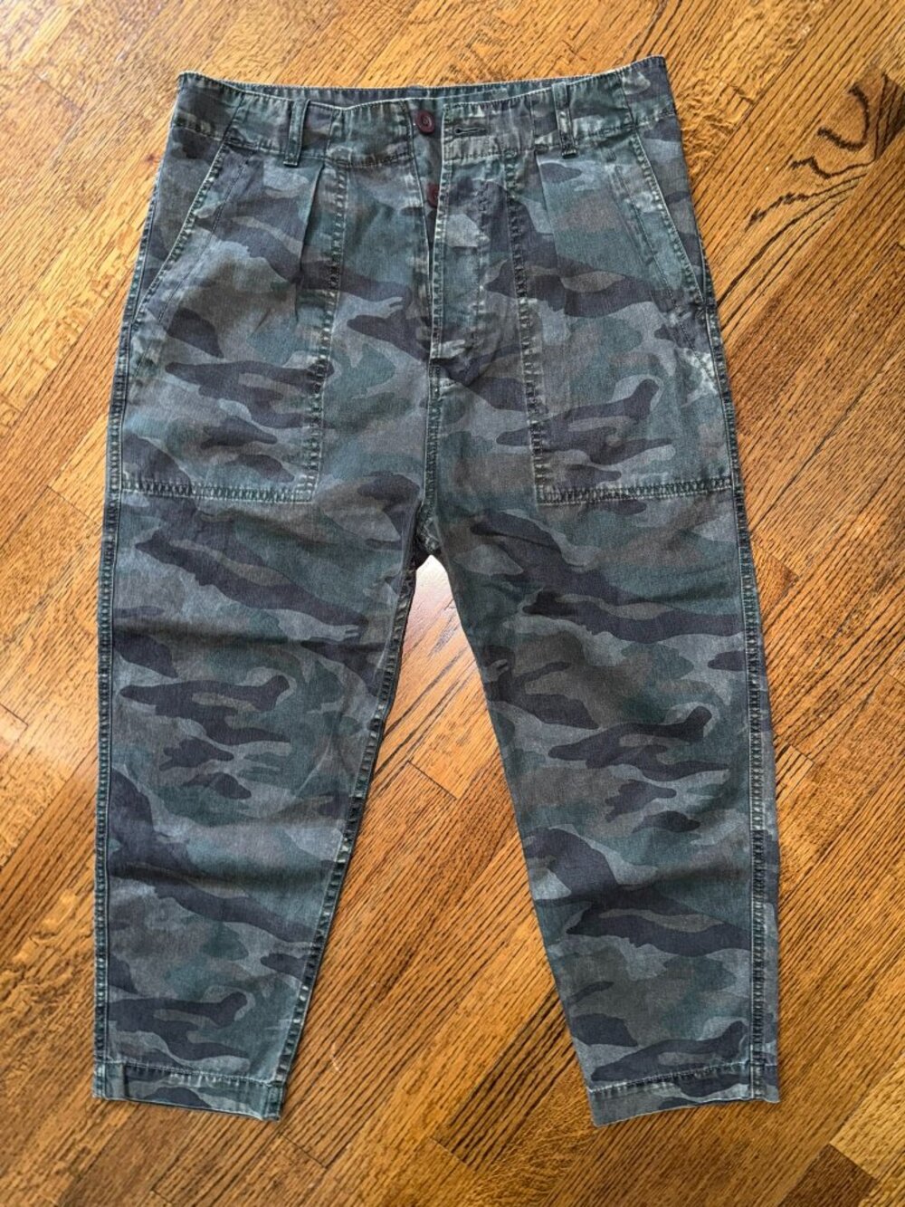 EUC Sundry Camo Utility Pants